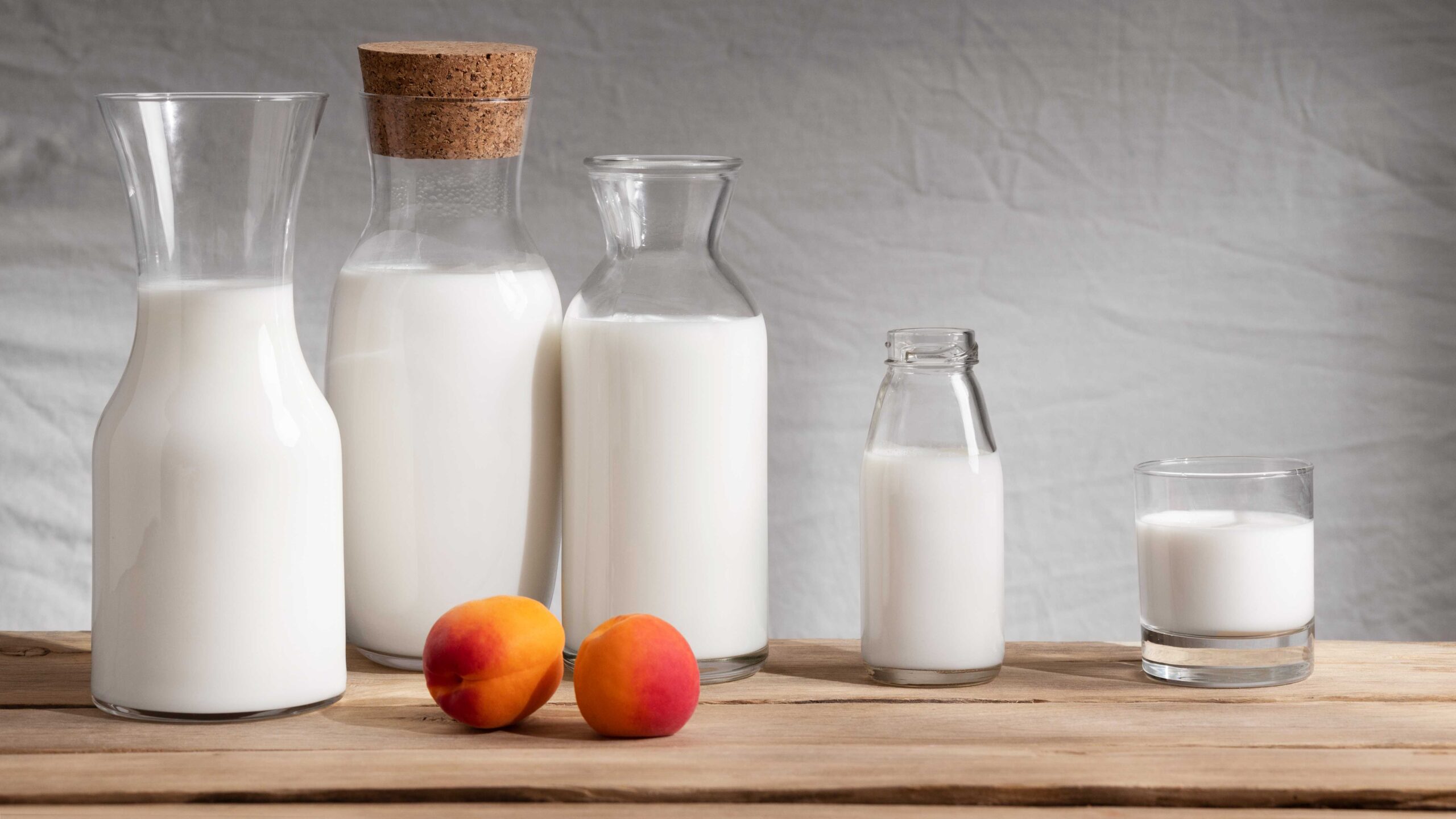 You are currently viewing How to Pick the Right Milk Supplier for Your Restaurant